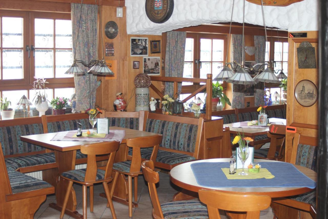 Restaurant / Pension Mainzer Tor Alsfeld Exteriör bild