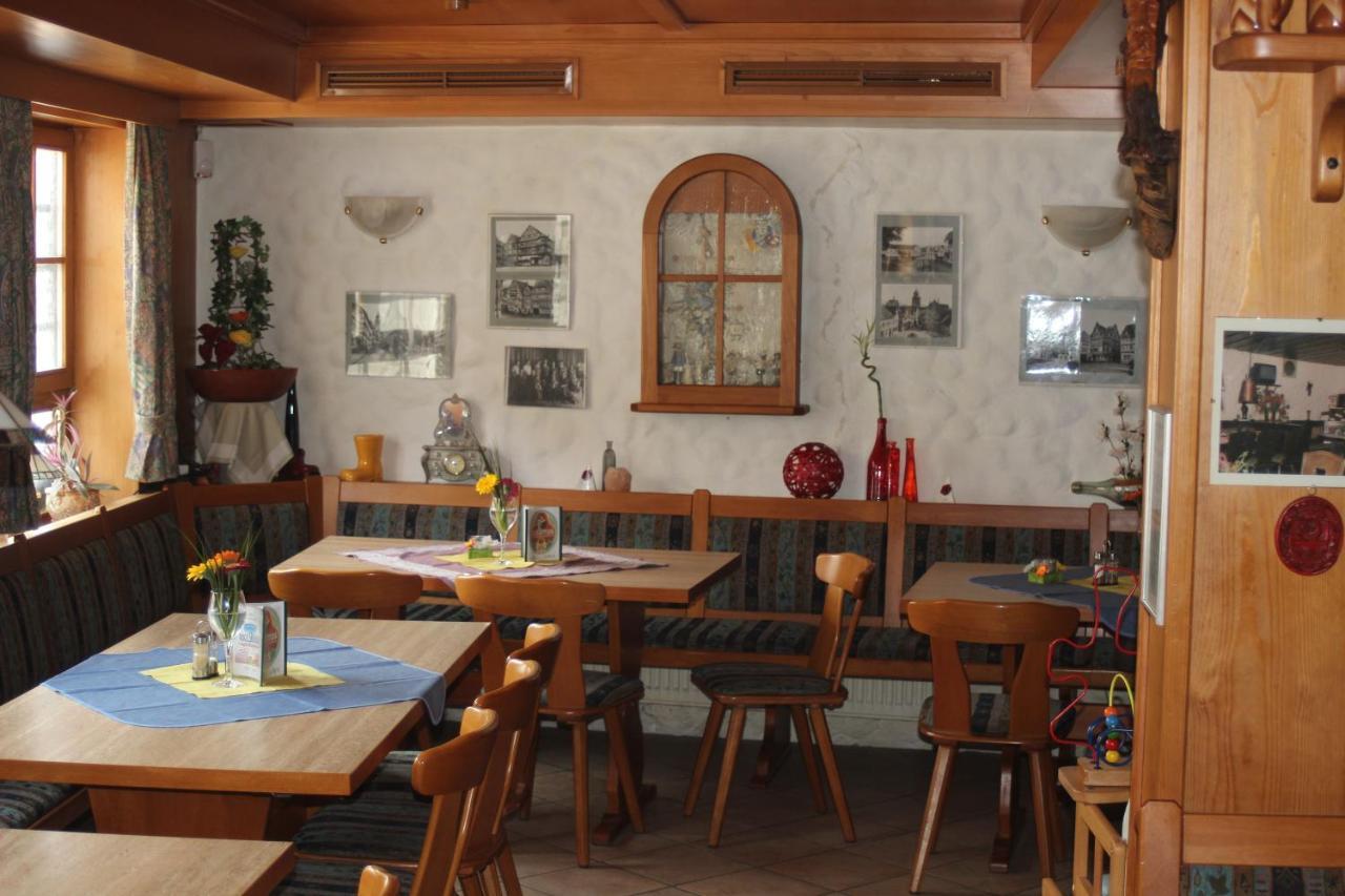 Restaurant / Pension Mainzer Tor Alsfeld Exteriör bild
