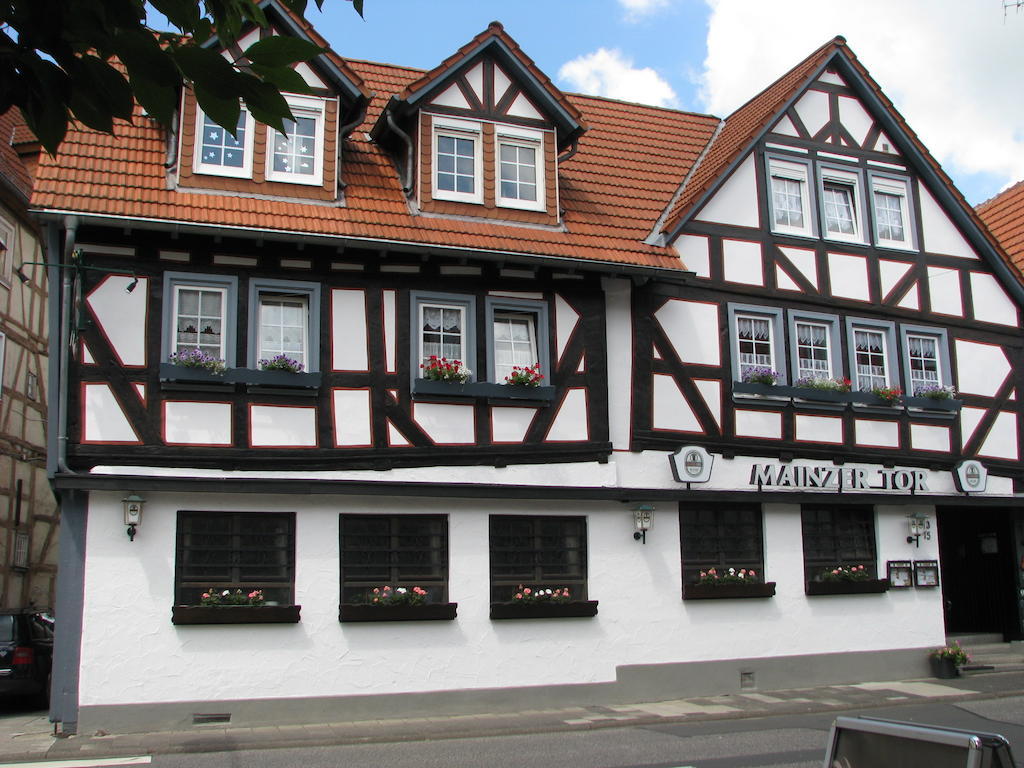 Restaurant / Pension Mainzer Tor Alsfeld Exteriör bild